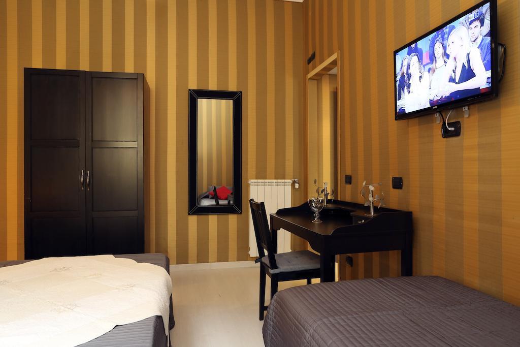 Caracciolo Guest House Rom Zimmer foto