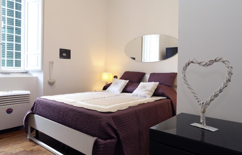 Caracciolo Guest House Rom Zimmer foto